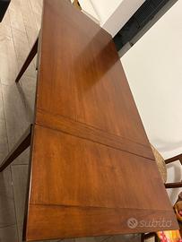 tavolo allungabile con 4 sedie abbinate, in