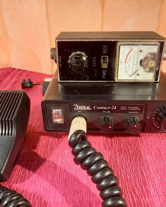 Ricetrasmettitore CB  ZODIAC del 1975 con Rosmetro