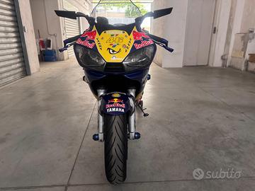 Moto yamaha R6