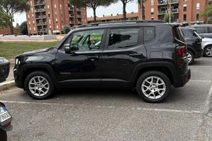 Auto jeep renegade 4e