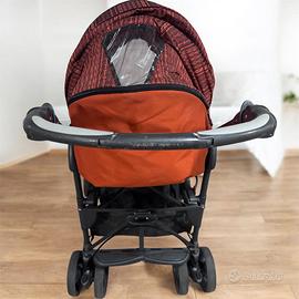 Passeggino e carrozzina e vasca bagnetto