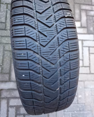 Cerchi e gomme 205/55 r16 antineve
