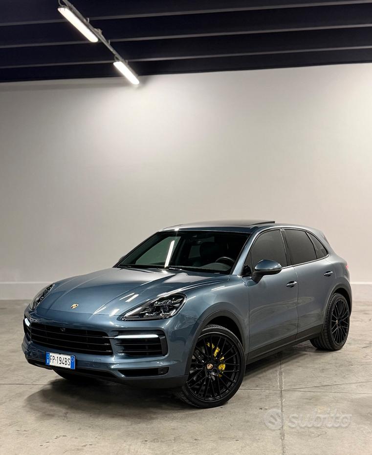 PORSCHE Cayenne 3ªs.'17-->