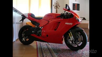 Ducati Desmosedici RR