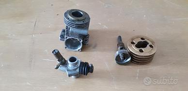 Macchina radiocomandata motore a scoppio Lotto4