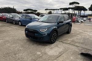 FIAT 600 HYBRID LA PRIMA DCT6 1.2cc 100cv CAMERA