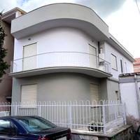 Appartamento in villino con ingresso indipendente