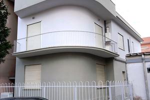 Appartamento in villino con ingresso indipendente