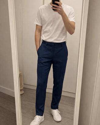 Pantaloni slim