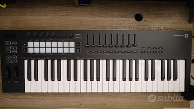 Novation Launchkey 49 MK3 - CONDIZIONI PERFETTE