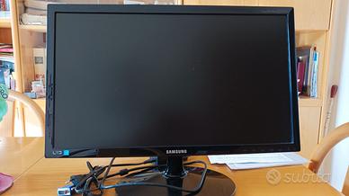 Monitor Samsung LCD 22 Pollici  S22B150 LED Nero