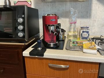 Macchina x caffe’ Dedica 685 De Longhi