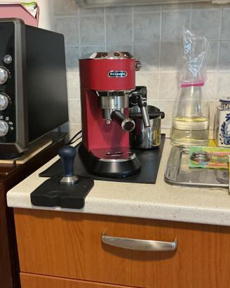 Macchina x caffe’ Dedica 685 De Longhi