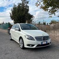 Mercedes-Benz Classe B 180