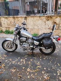 Moto Yamaha Virago
