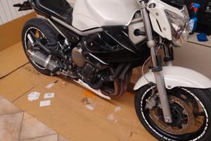 Yamaha 600 j6 