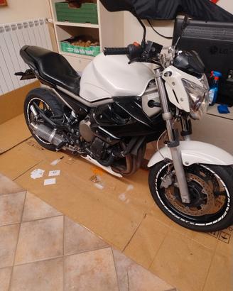 Yamaha 600 j6 