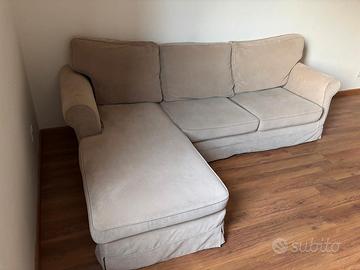 Divano 3 posti con chaise longue 