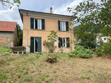 CASA INDIPENDENTE A MONTOGGIO