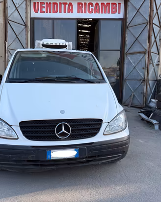 Ricambi Mercedes-Benz Vito 2.2 CDI 150cv del 2010