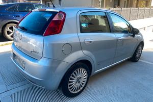 Fiat grande punto 1.2 benzina anno 2007 km 200.000