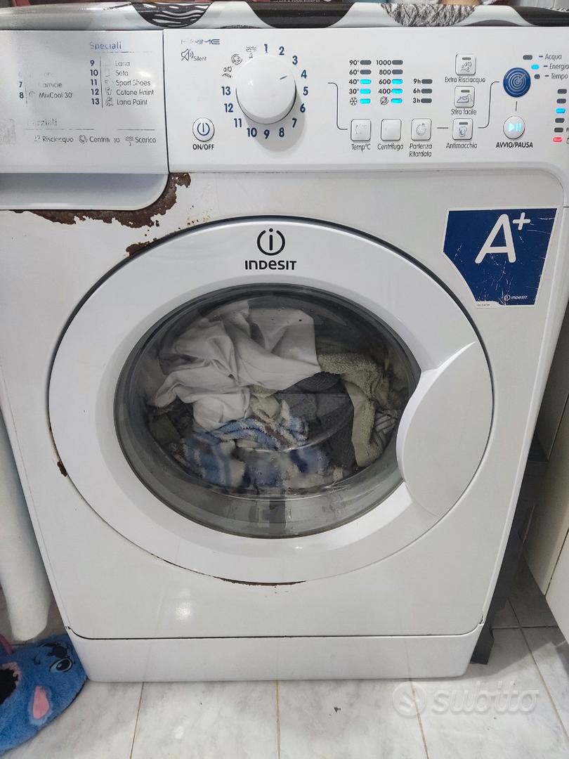 Lavatrice perfettamente funzionante Elettrodomestici In vendita a Napoli