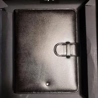 MONTBLANC IN PELLE 
ORGANIZZATORE MEDIO
AUTENTICO 