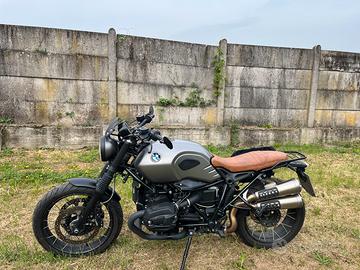 BMW R nineT Scrambler Dark