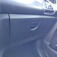 Cassetto portaoggetti FORD B MAX del 2015