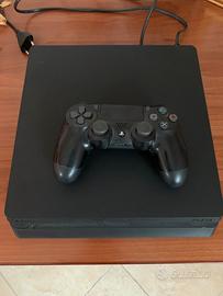Playstation 4 (ps4) + 4 giochi