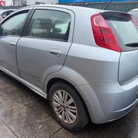 Ricambi usati Fiat grande punto anno 2007 cilindra