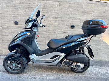 Piaggio MP3 YOURBAN tasso zero 24mesi garanzia