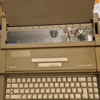 Macchina per scrivere Olivetti