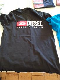 T-shirt di vari brands, taglie S/M