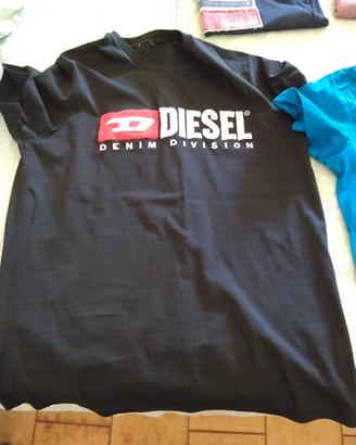 T-shirt di vari brands, taglie S/M