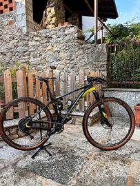 Canyon Lux CF 7.0 2018