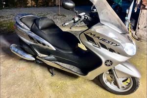 Yamaha majesty