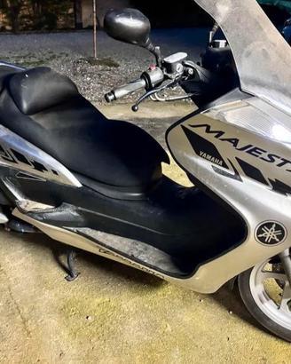 Yamaha majesty