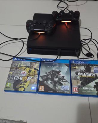 Playstation 4 + 2 joypad