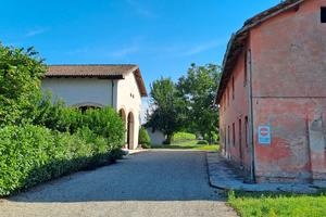 Rustico da ristrutturare + ex fienile ristrutturat