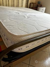 Materasso matrimoniale