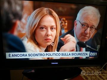 TV 37 pollici Toshiba 5 ingressi Hdmi Dvb  full HD
