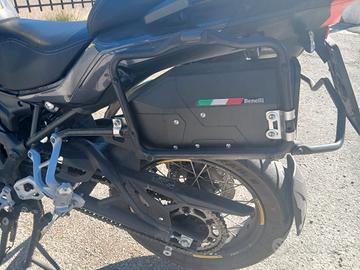 Benelli trk 502x