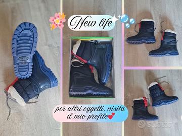 Stivali invernali neri e blu taglia 28