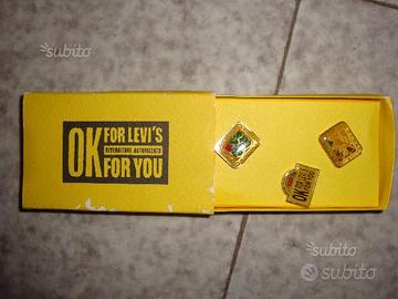 Spille o polsini Levis N°3 eleganti e sportivi