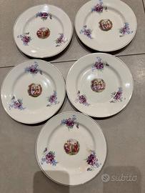 2 serie di piatti vintage