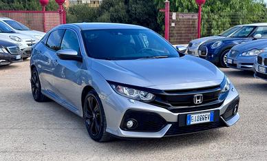 Honda Civic 1.0T 5 porte Executive Premium
