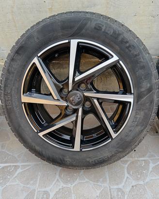 gomme estive con cerchi in lega raggio 15