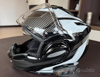 Casco e abbigliamento moto nuovo