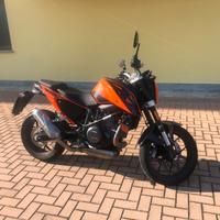 KTM 690 Duke - 2017